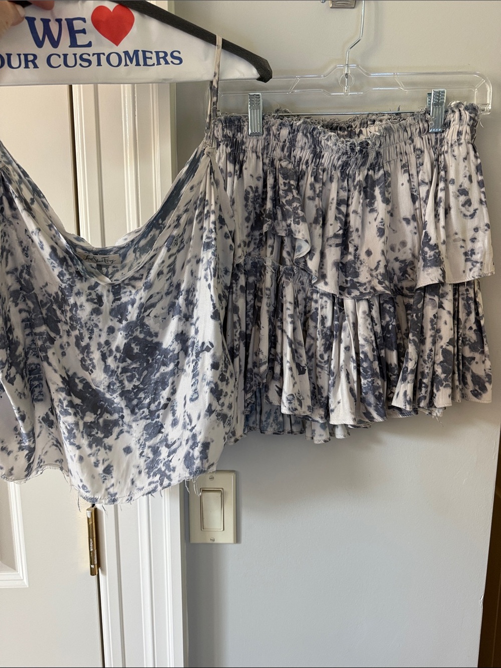 *vintage* LoveShackFancy Gray & White Tie-Dye Ruffled Skirt